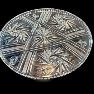 Cake Plate/Platter Crystal Pinwheel Design Serving Footed collectors piece
